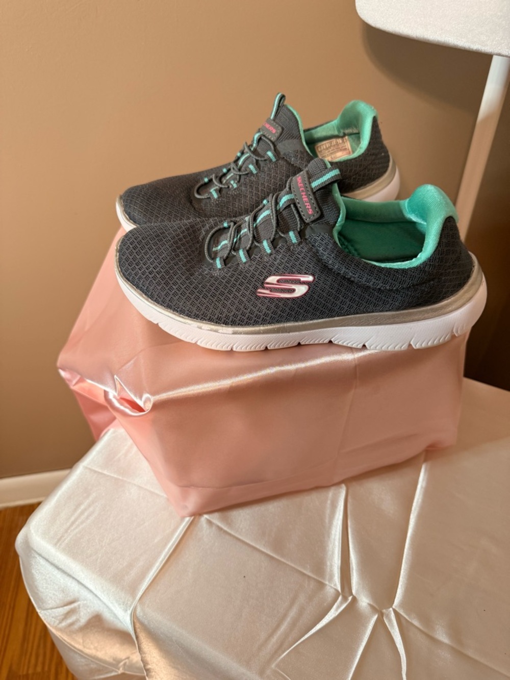 Skechers Dark Gray Knit Slip-On Sneakers Size 7